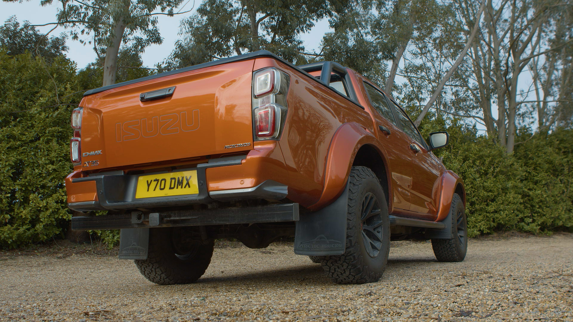 ISUZU D-MAX DIESEL 1.9 Arctic Trucks AT35 Double Cab 4x4 Auto
